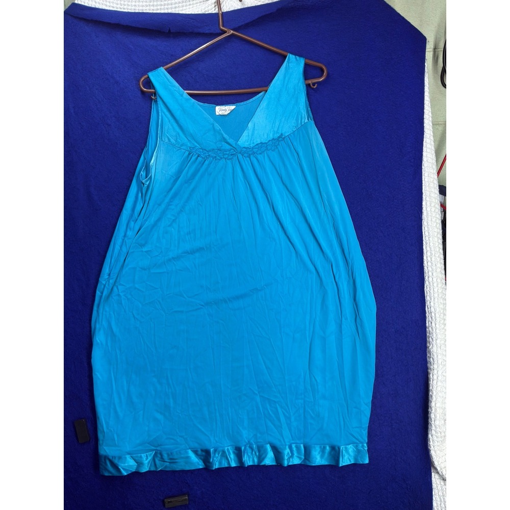 Vintage Womens Vanity Fair Nightgown L Turquoise Blue Sleeveless Chemise USA